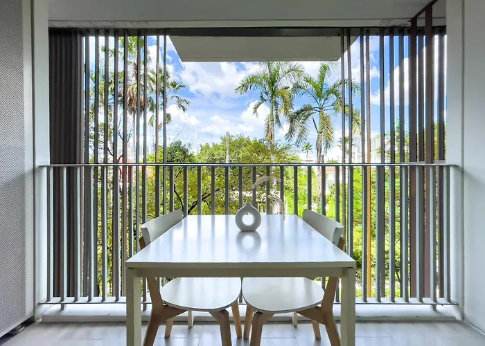Apartment Near Bts Asok And Mrt Skv L Pool And Sauna