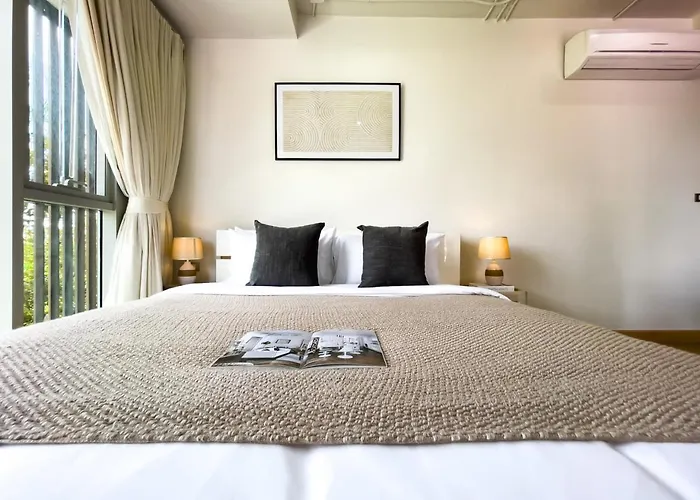 Near Bts Asok And Mrt Skv L Pool And Sauna Apartment *