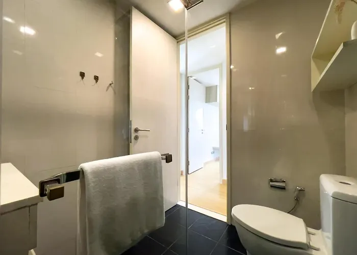 Near Bts Asok And Mrt Skv L Pool And Sauna Bangkok