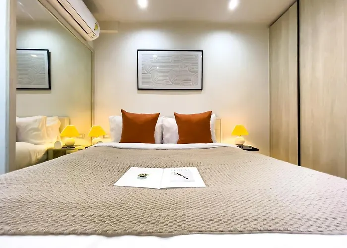 Apartment Near Bts Asok And Mrt Skv L Pool And Sauna *