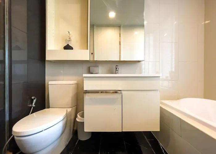 Near Bts Asok And Mrt Skv L Pool And Sauna Bangkok