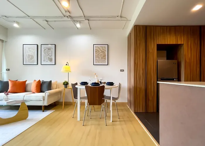 Apartment Near Bts Asok And Mrt Skv L Pool And Sauna