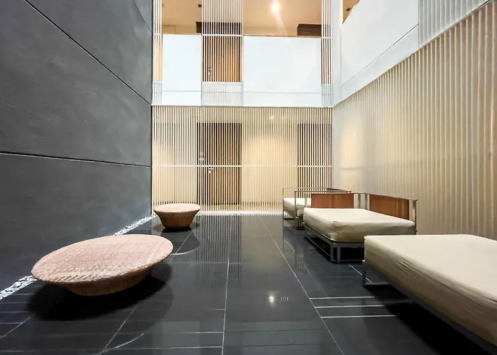 Apartment Near Bts Asok And Mrt Skv L Pool And Sauna
