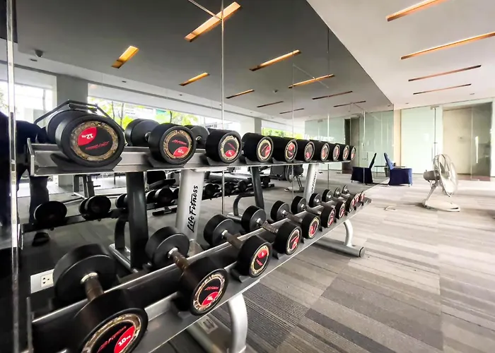 Near Bts Asok And Mrt Skv L Pool And Sauna Apartment
